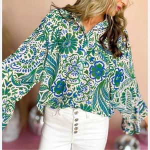 Billowy paisley blouse.